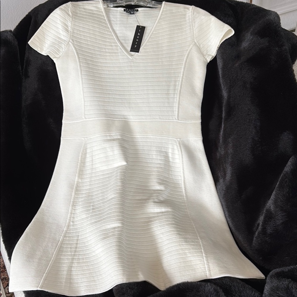 NWT Theory Ivory Ribbed Details Mini Anderz Short Sleeve Dress Size L